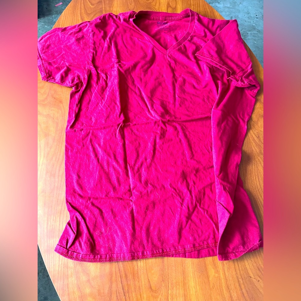 Gildan red Short Sleeve Crew Neck T-Shirt